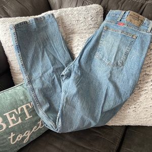 Wrangler Relaxed Fit Denim